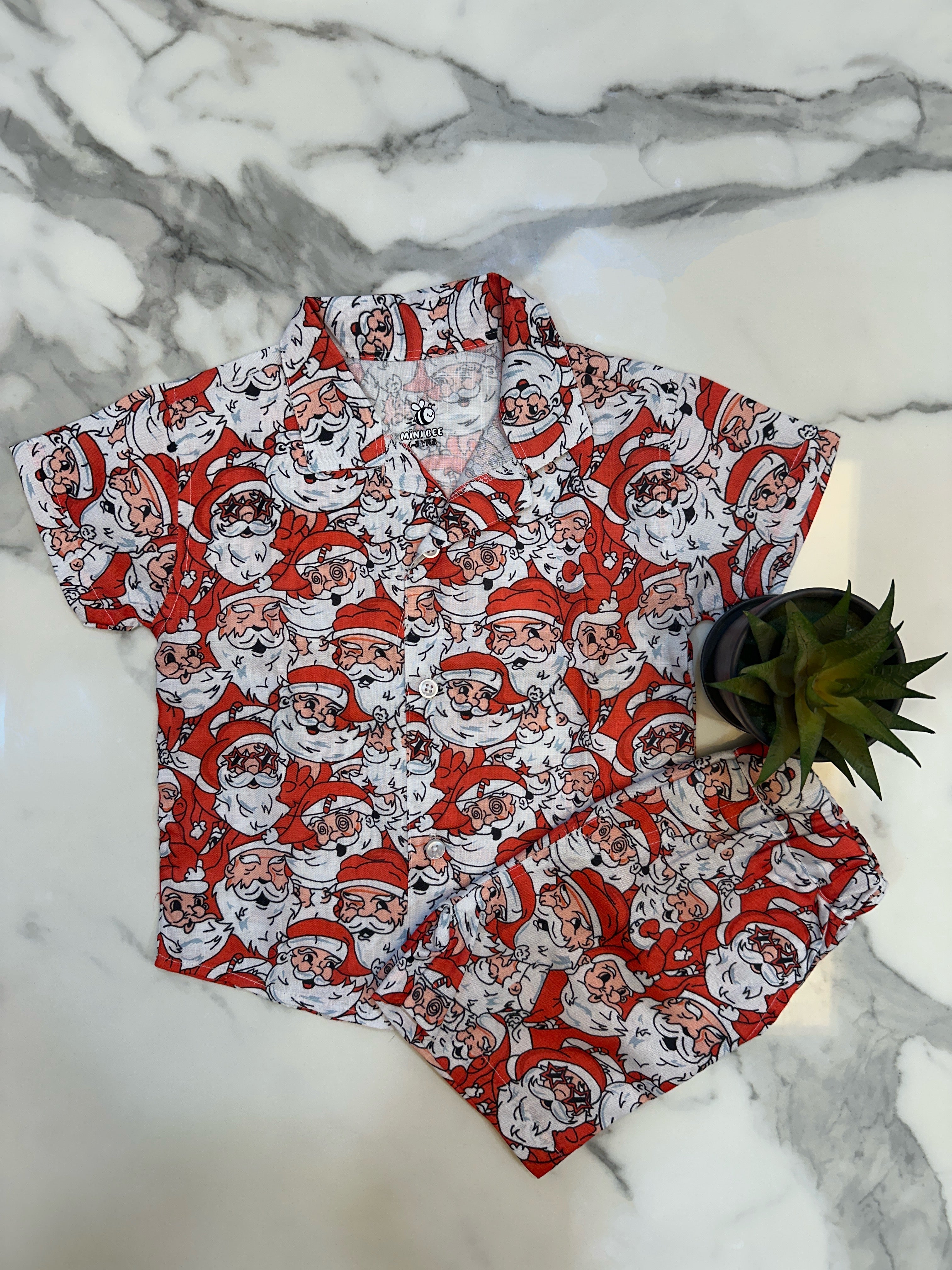 Santa print cotton shirt and short set